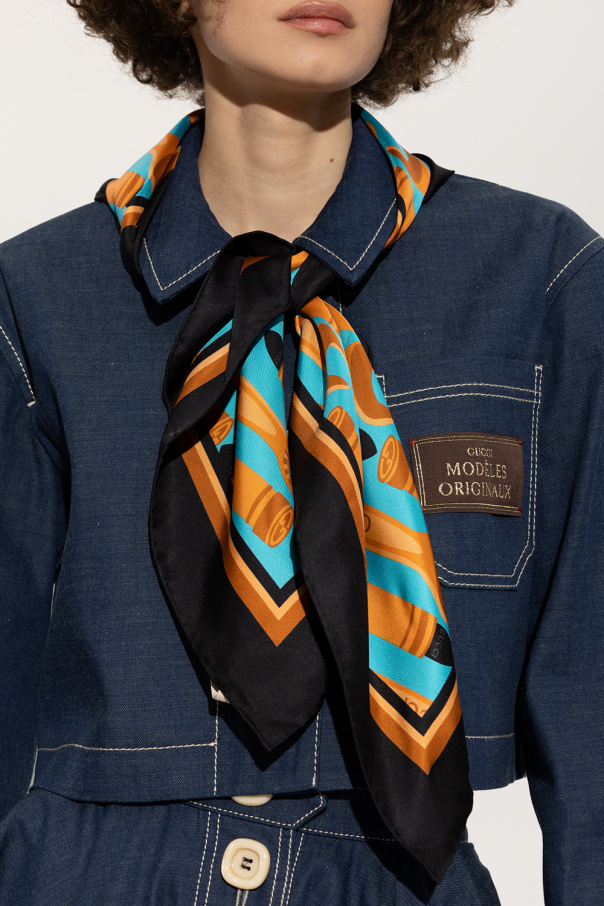 驚きの価格が実現！ Luxury - shawls / Scarves Women's & products Designer トップス